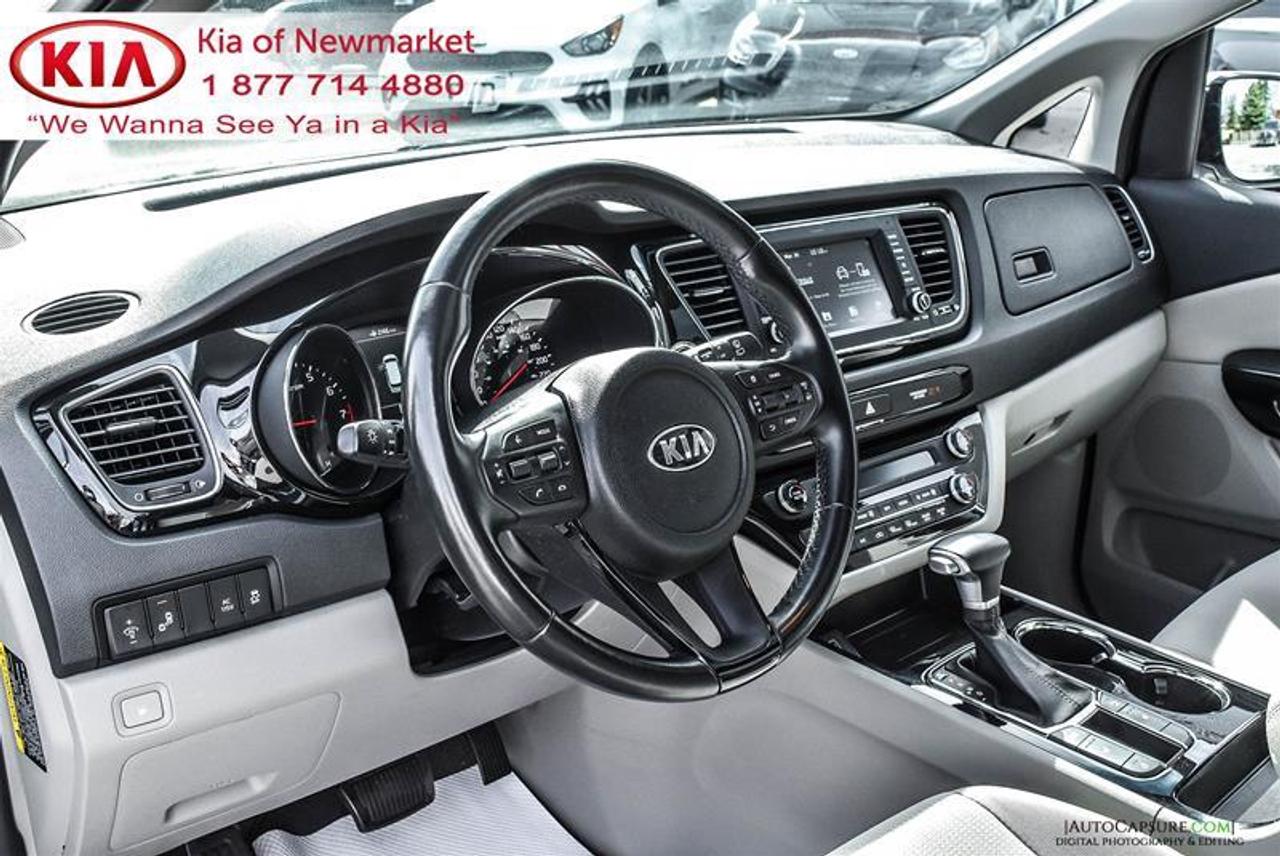 2020 Kia Sedona SX Passenger Van Photo
