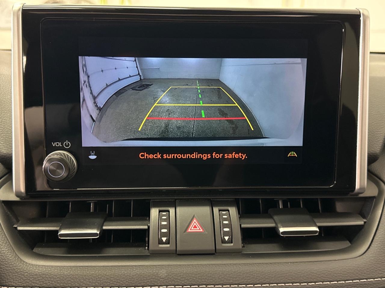 2023 Toyota RAV4 XLE 4dr All-wheel Drive Photo