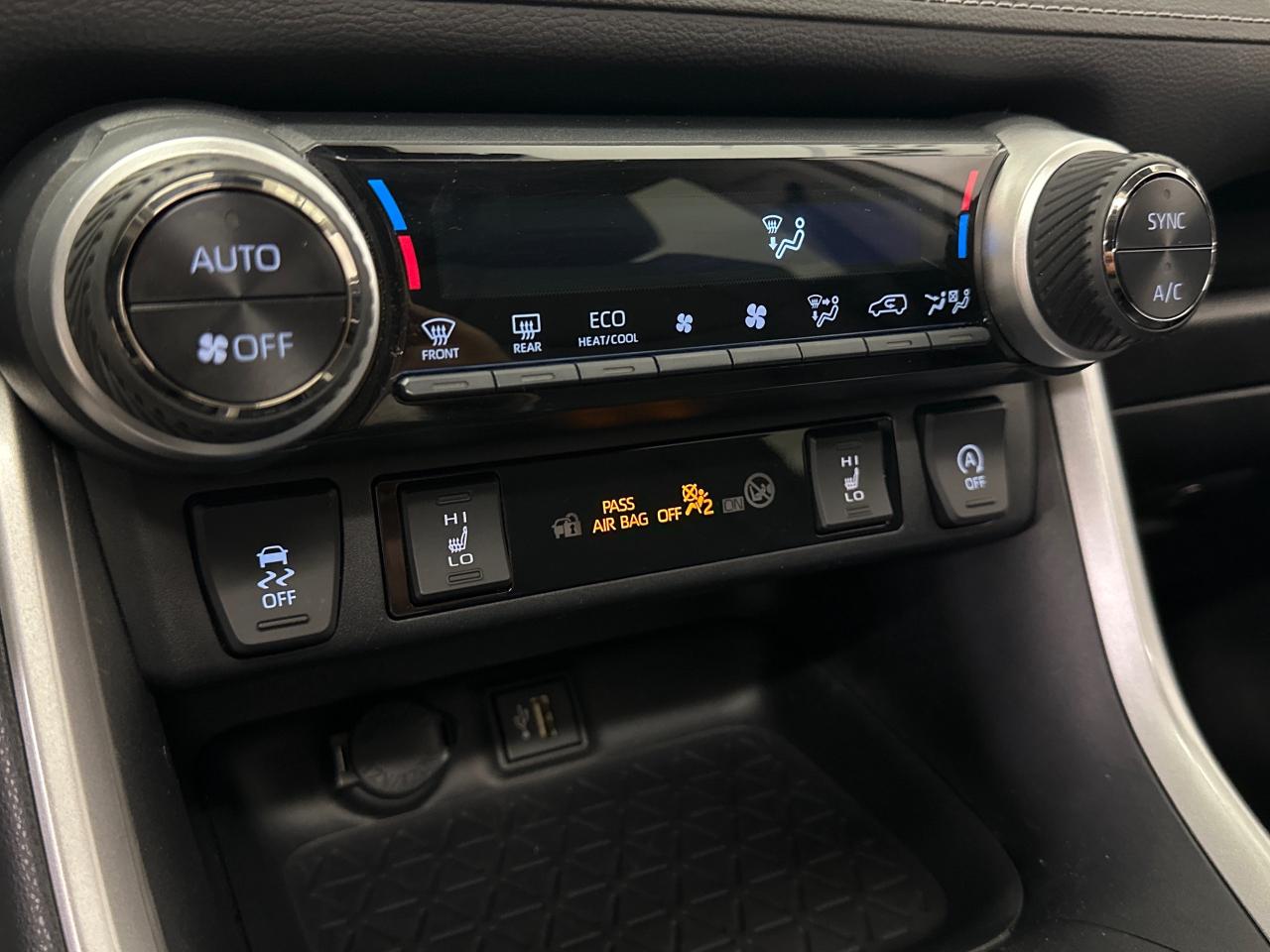 2023 Toyota RAV4 XLE 4dr All-wheel Drive Photo