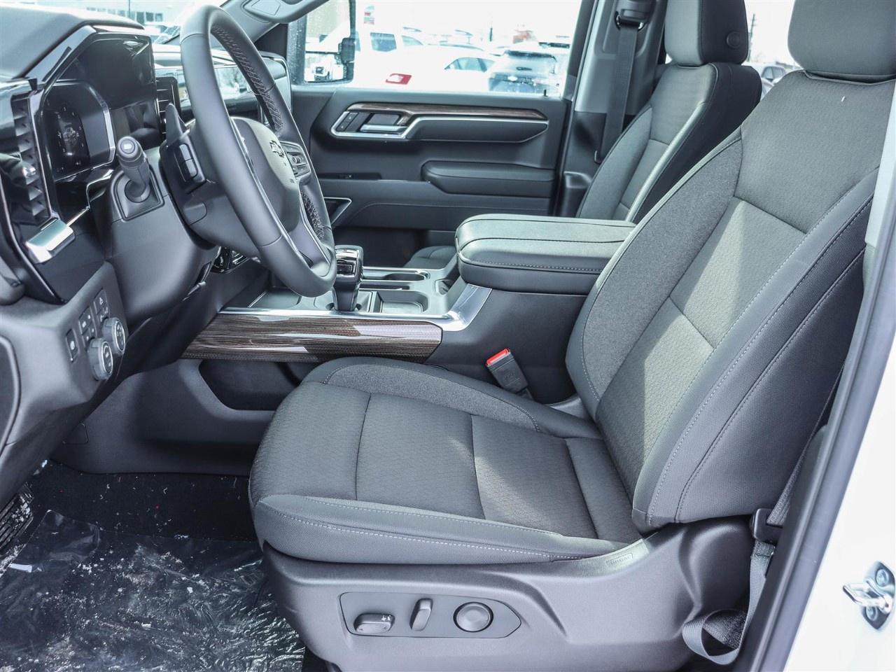 2026 Chevrolet Silverado 1500 Crew Cab Standard Box 4-Wheel Drive RST Photo