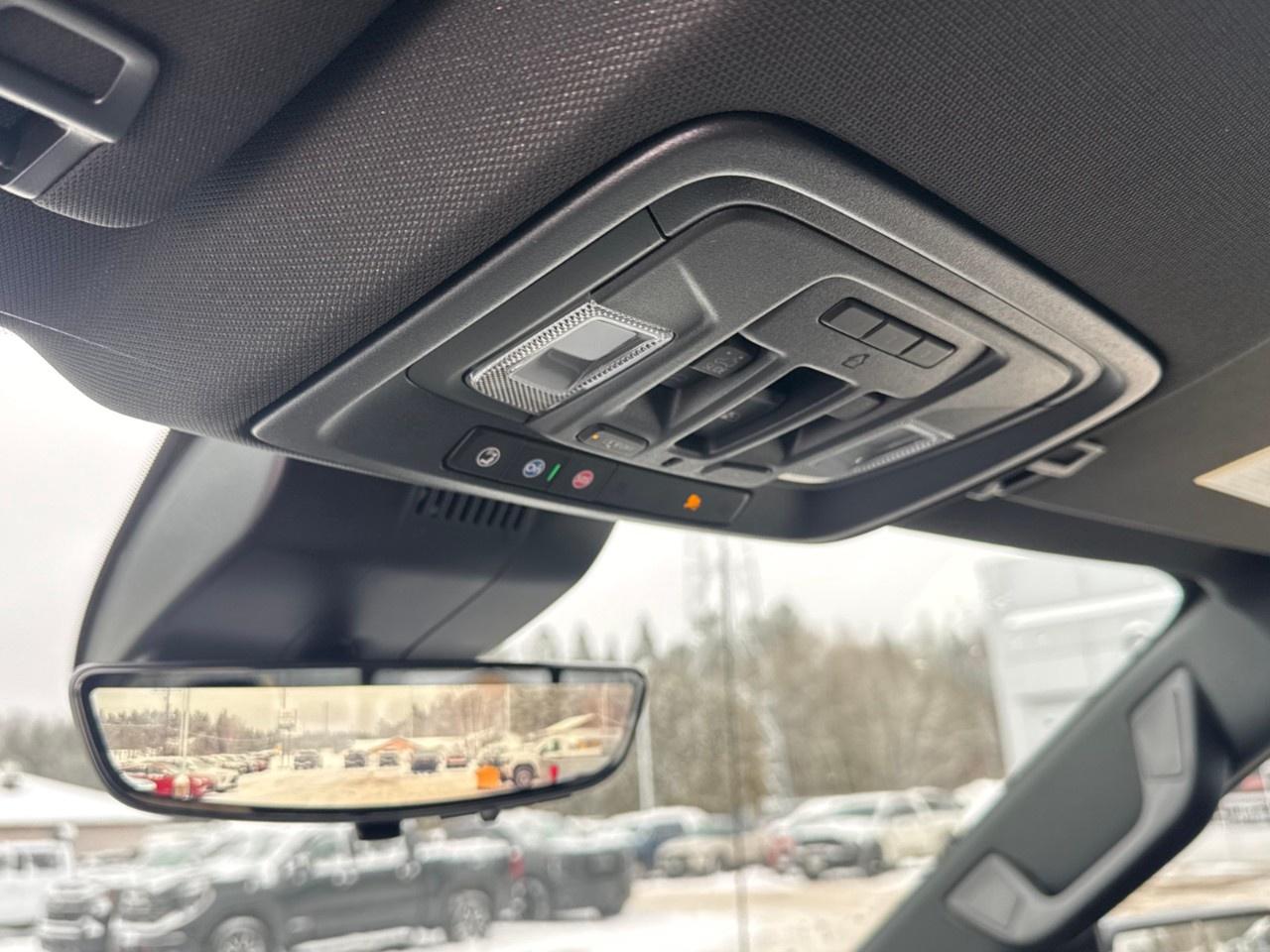 2026 Chevrolet Silverado 1500 Crew Cab Short Box 4-Wheel Drive High Country Photo