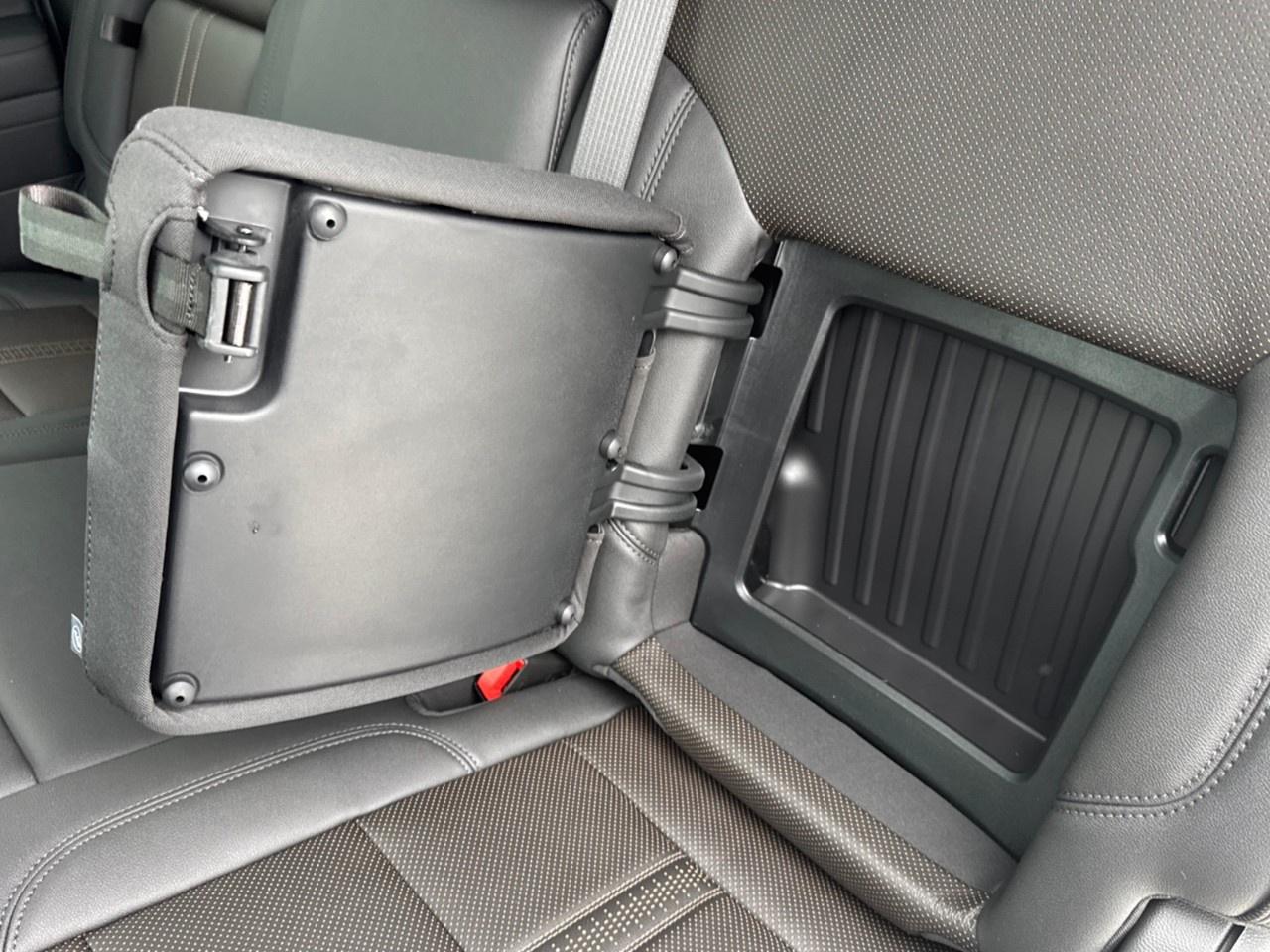 2026 Chevrolet Silverado 1500 Crew Cab Short Box 4-Wheel Drive High Country Photo