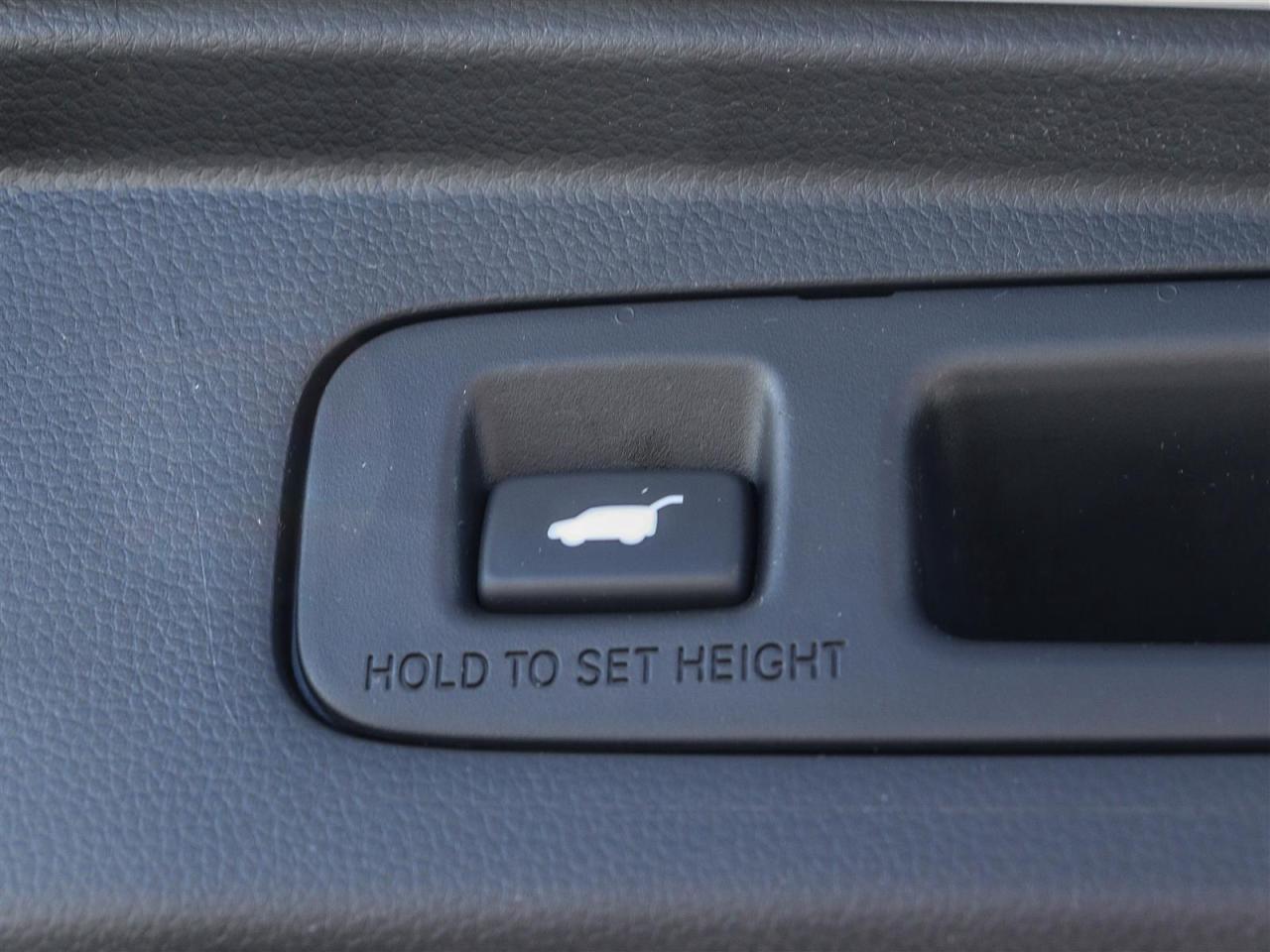 2023 Honda CR-V Hybrid Touring 4dr All-Wheel Drive Photo