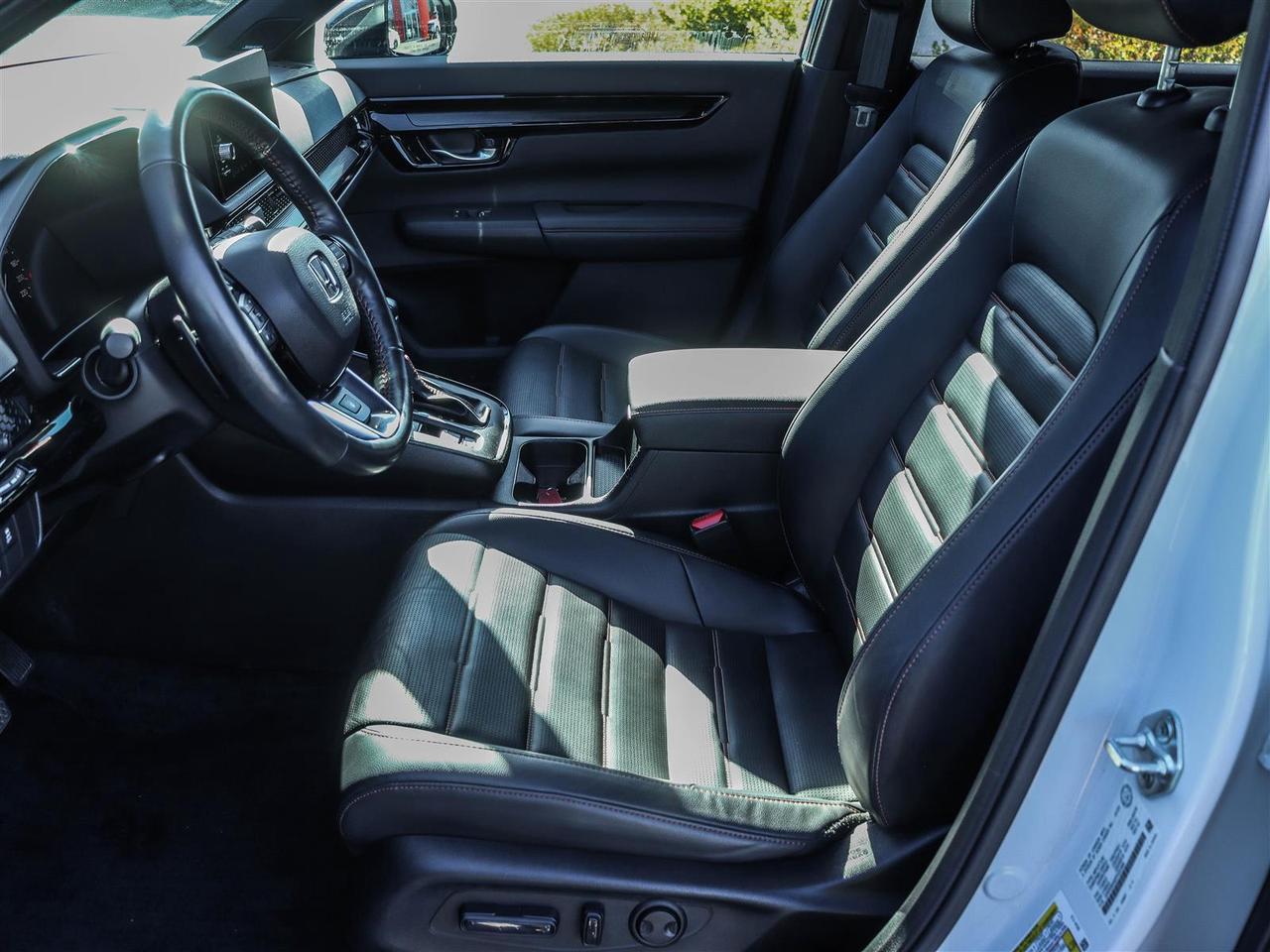 2023 Honda CR-V Hybrid Touring 4dr All-Wheel Drive Photo