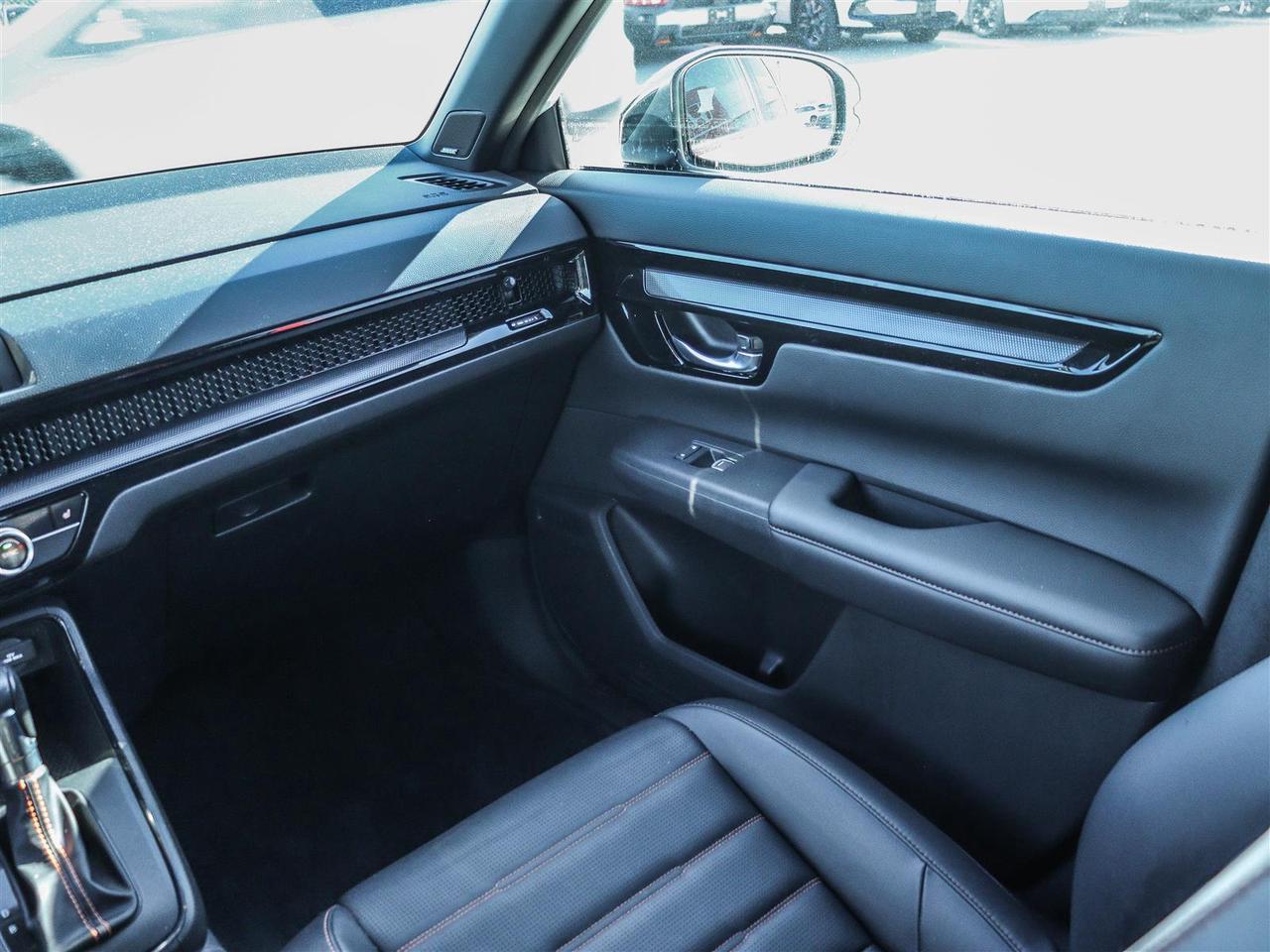 2023 Honda CR-V Hybrid Touring 4dr All-Wheel Drive Photo