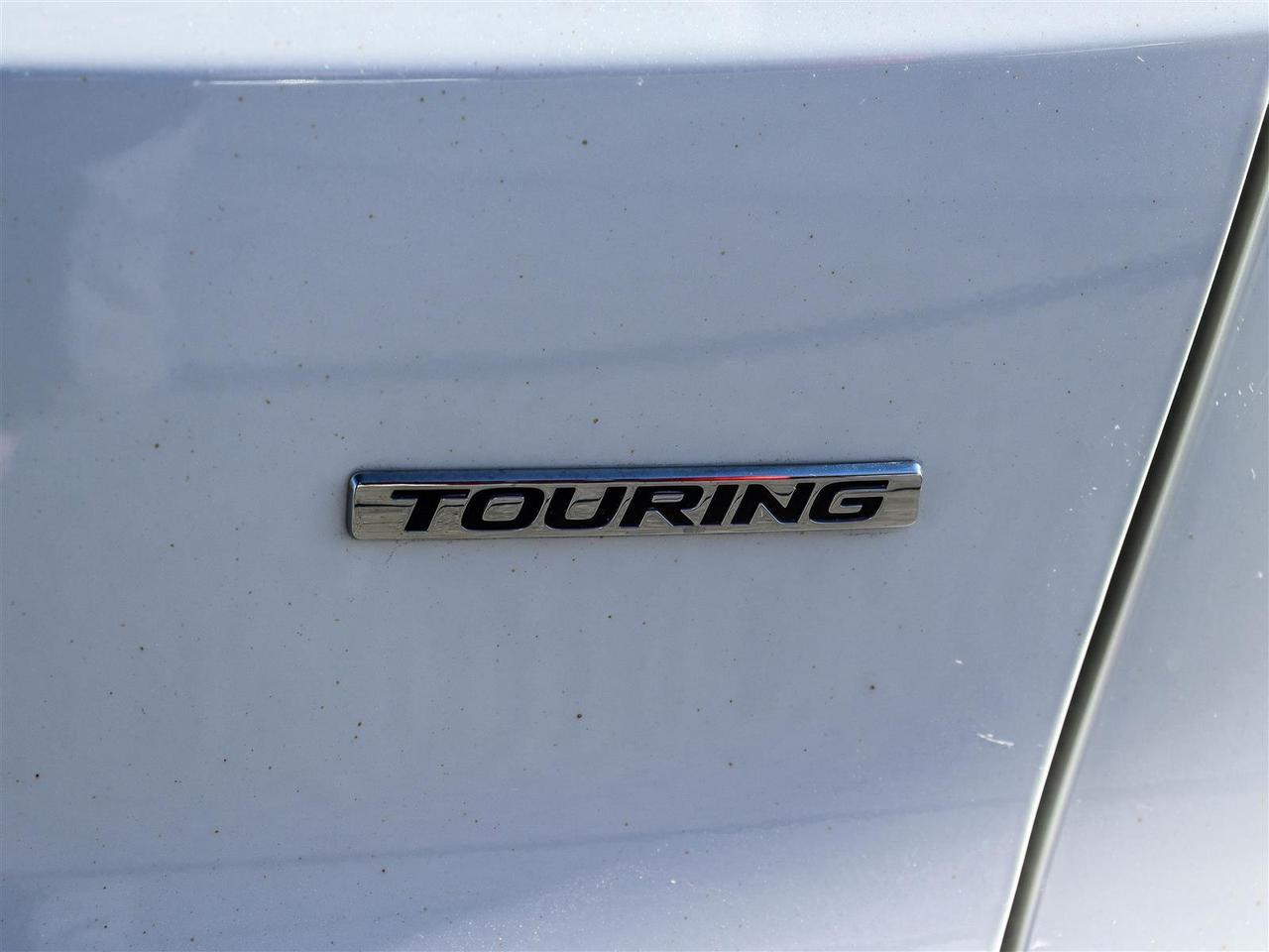 2023 Honda CR-V Hybrid Touring 4dr All-Wheel Drive Photo