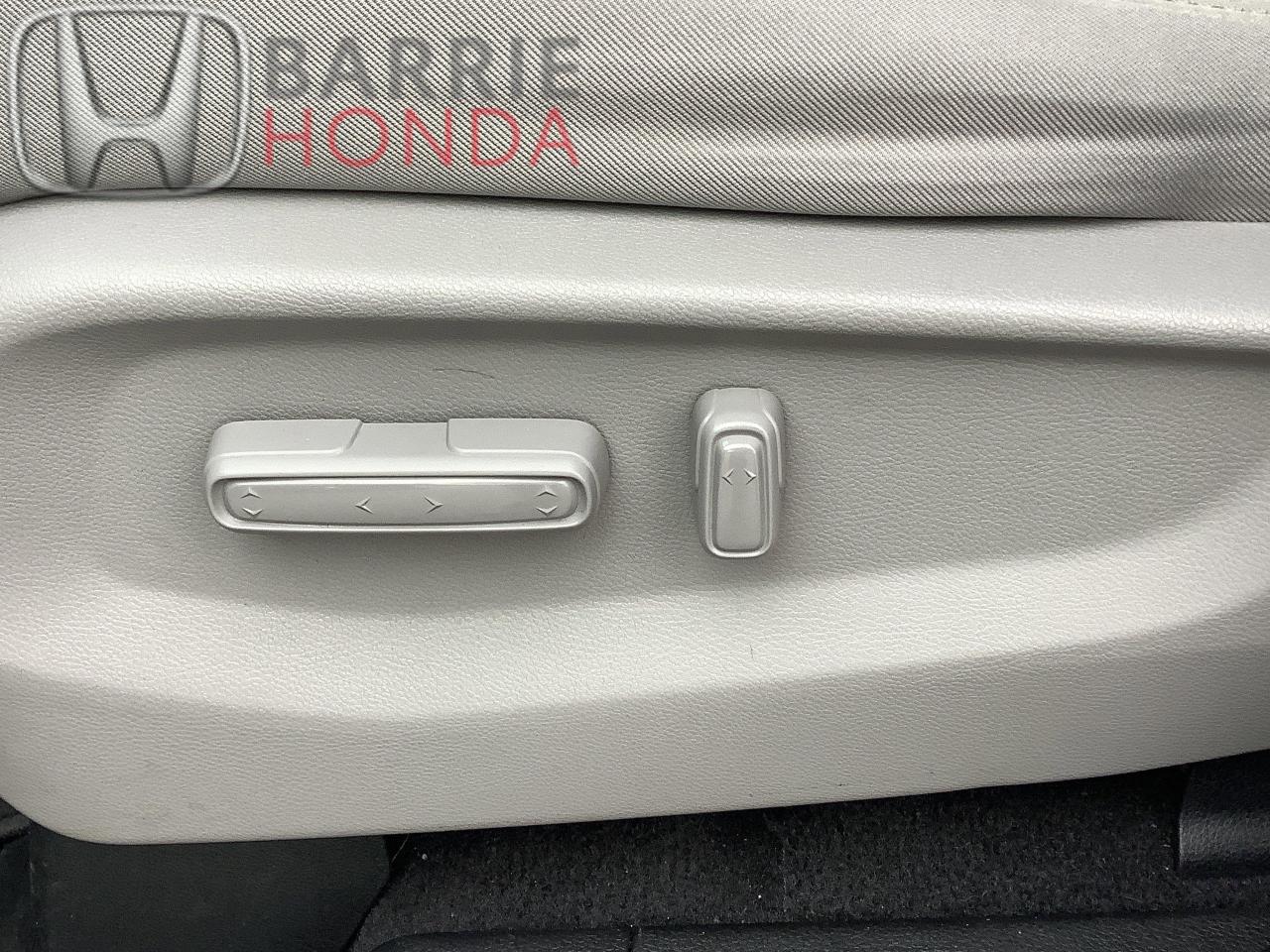 2019 Honda Odyssey LX (A9) Passenger Van Photo3