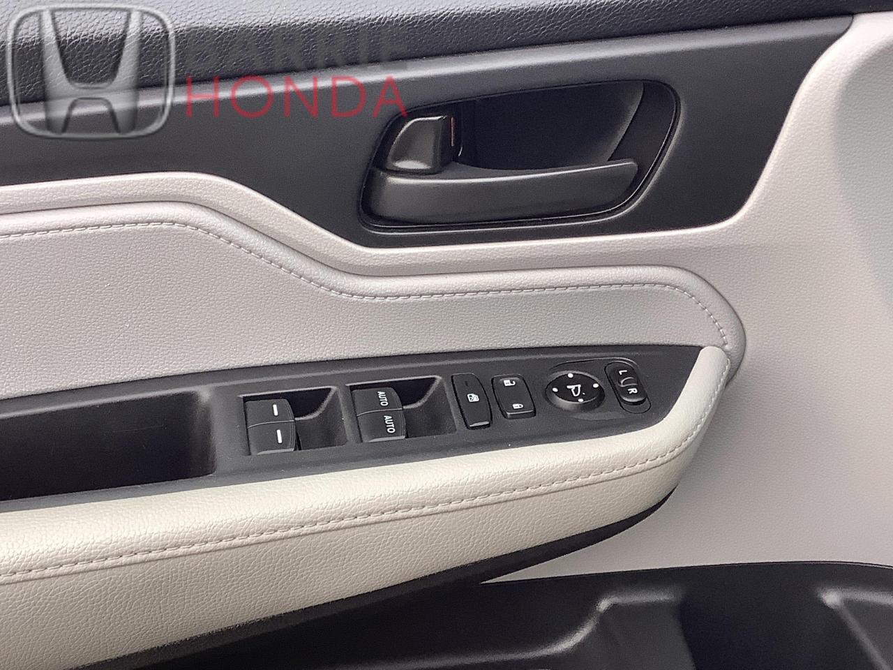 2019 Honda Odyssey LX (A9) Passenger Van Photo