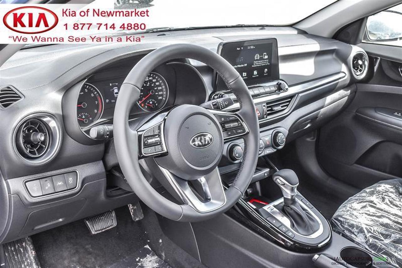 2021 Kia Forte EX 4dr Sedan Photo