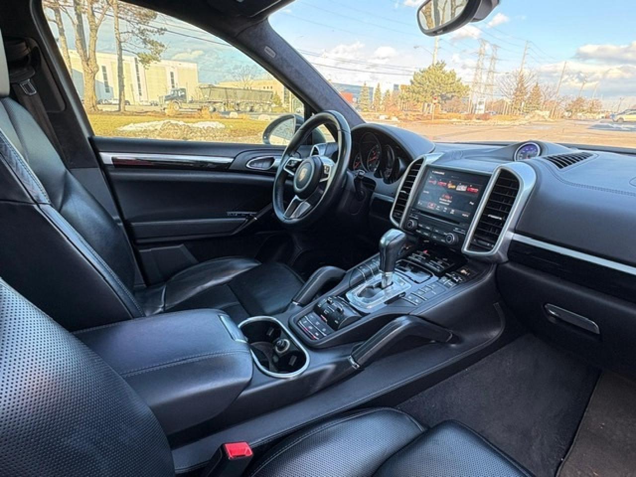 2018 Porsche Cayenne GTS AWD 2 SETS OF RIMS & TIRES 360 CAMERA Photo