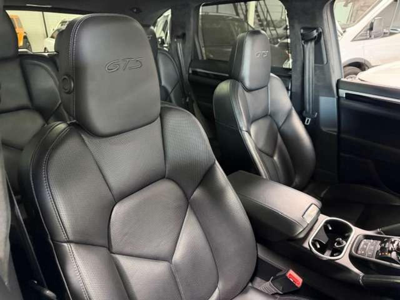 2018 Porsche Cayenne GTS AWD 2 SETS OF RIMS & TIRES 360 CAMERA Photo2