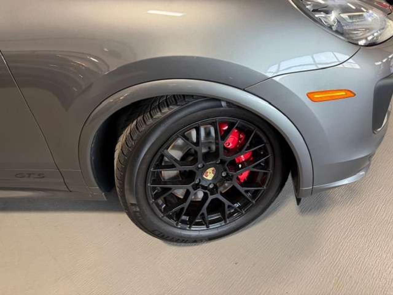 2018 Porsche Cayenne GTS AWD 2 SETS OF RIMS & TIRES 360 CAMERA Photo3