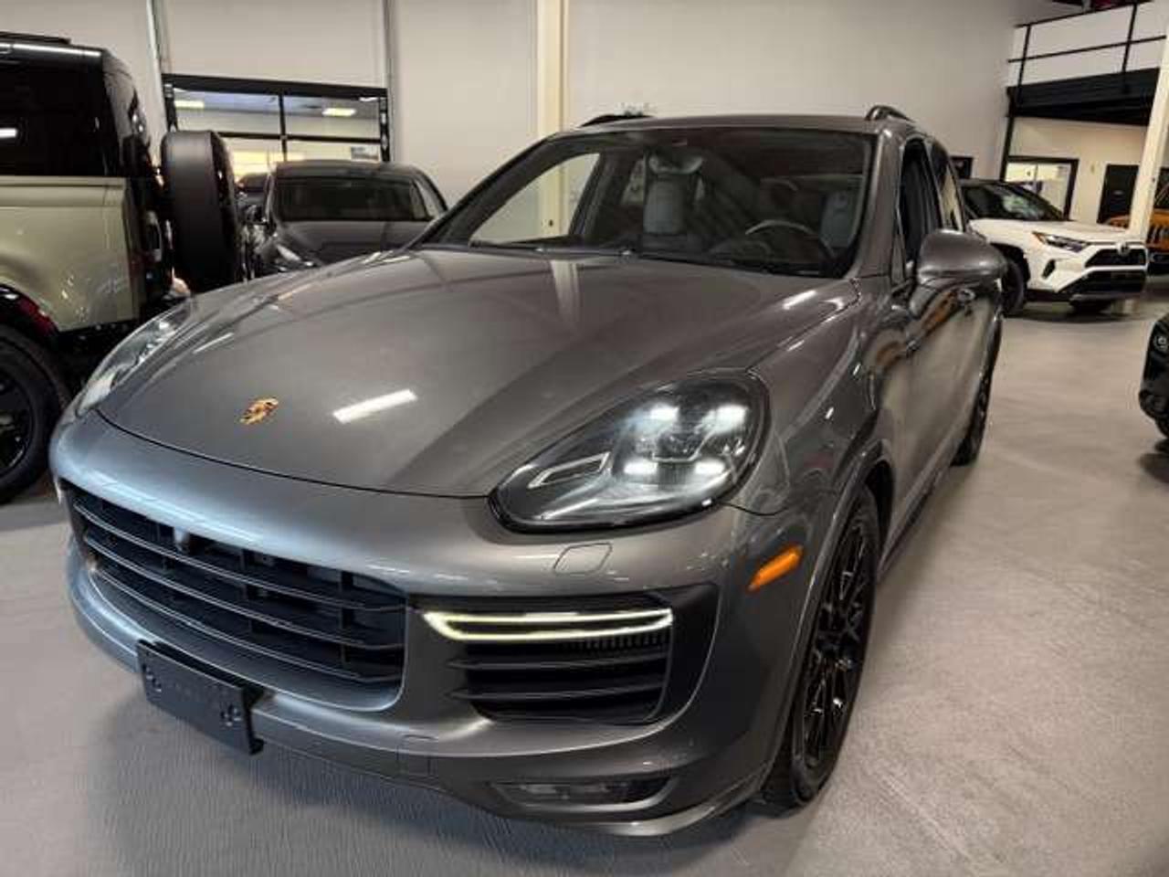 2018 Porsche Cayenne GTS AWD 2 SETS OF RIMS & TIRES 360 CAMERA Photo