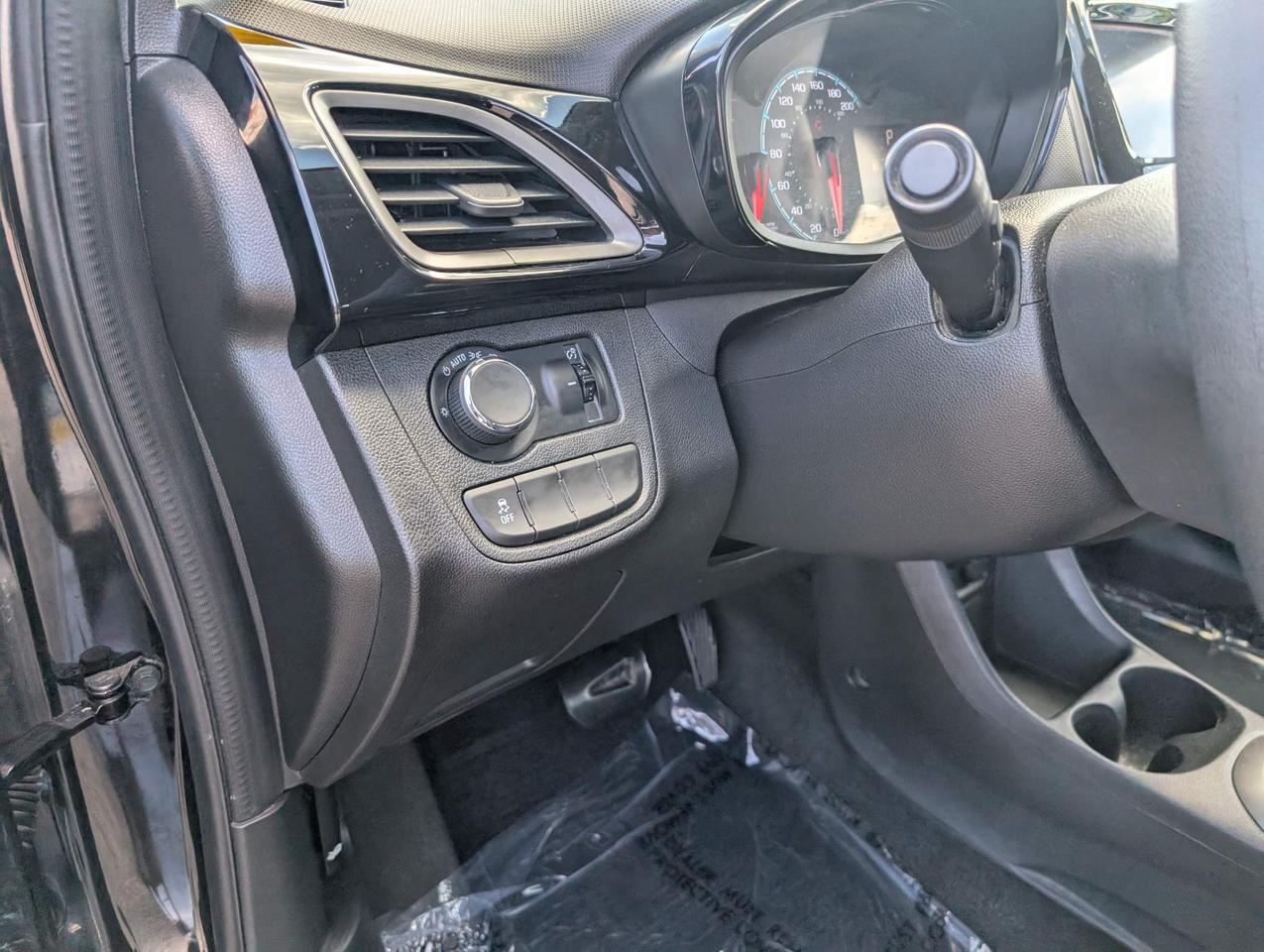 2021 Chevrolet Spark 1LT CVT 4dr Hatchback Photo