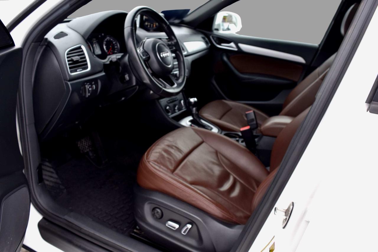 2018 Audi Q3 Komfort AWD Panoramic Sunroof Photo