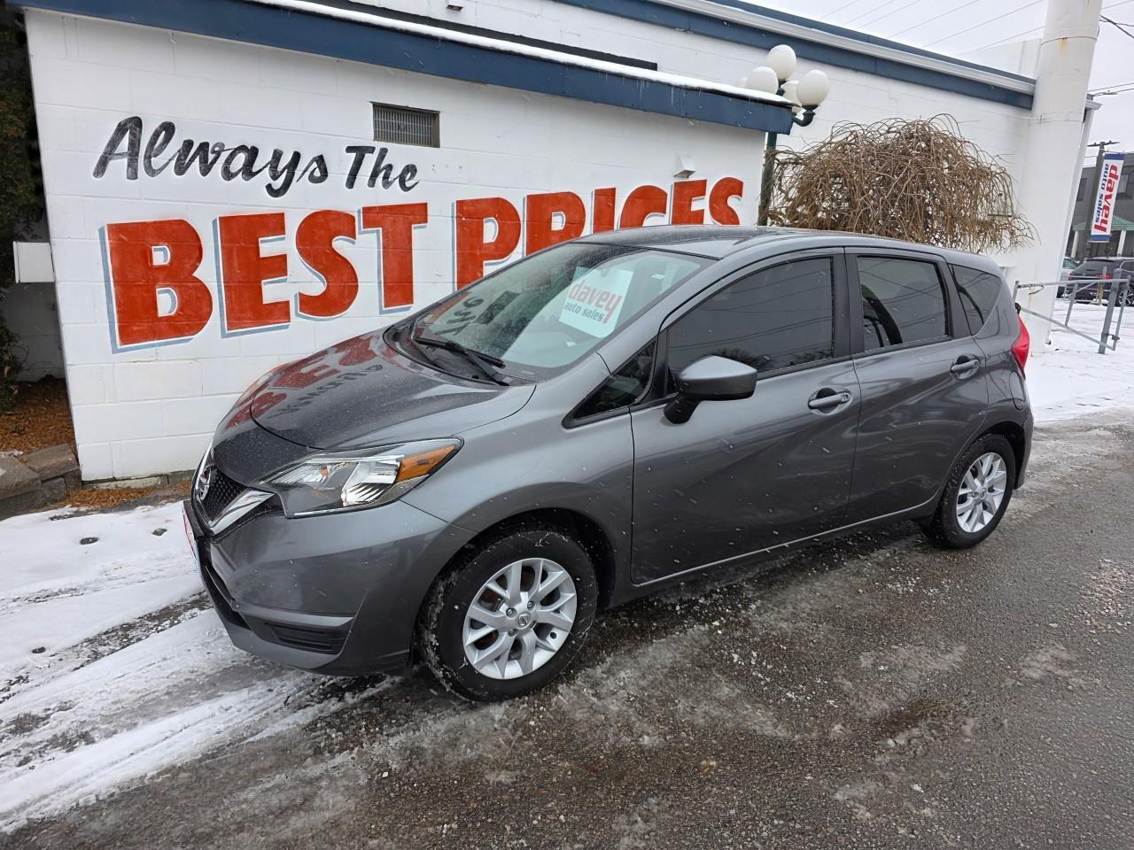 2019 Nissan Versa Note SV (CVT) 4dr Hatchback Photo