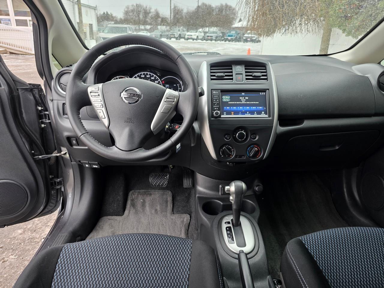 2019 Nissan Versa Note SV (CVT) 4dr Hatchback Photo