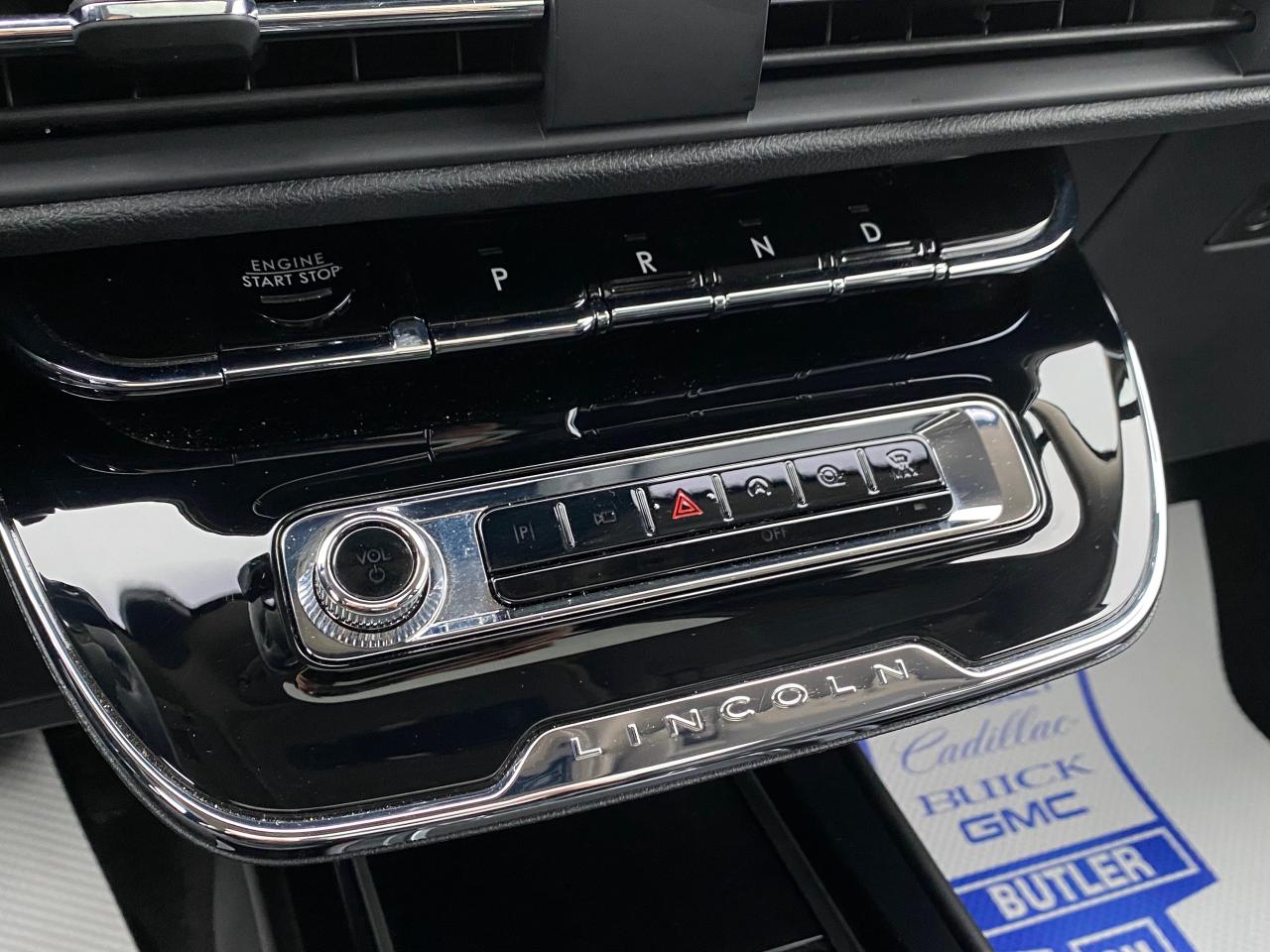 2023 Lincoln Corsair Reserve 4dr All-Wheel Drive Photo