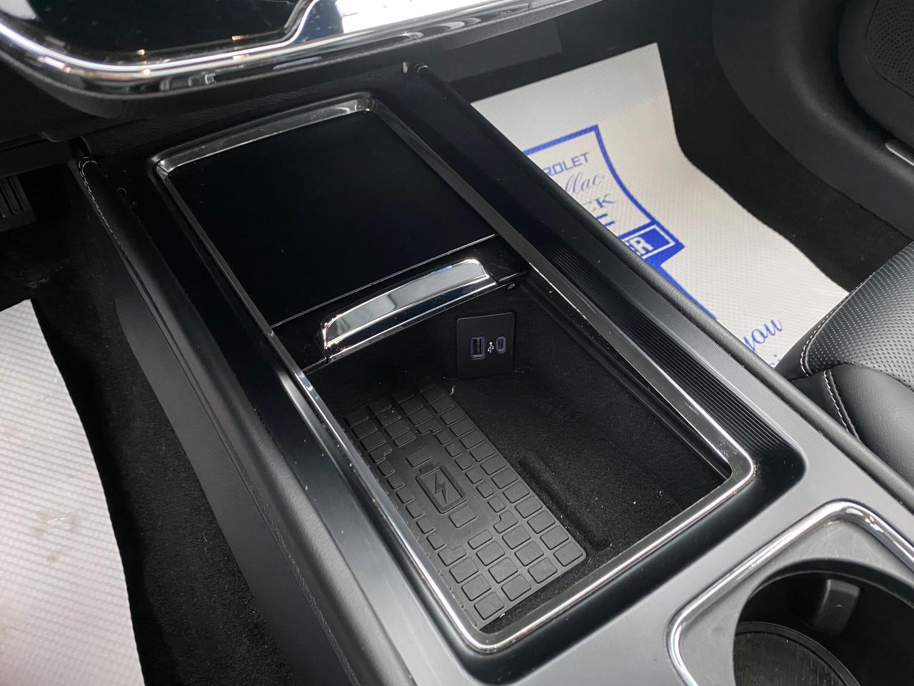 2023 Lincoln Corsair Reserve 4dr All-Wheel Drive Photo