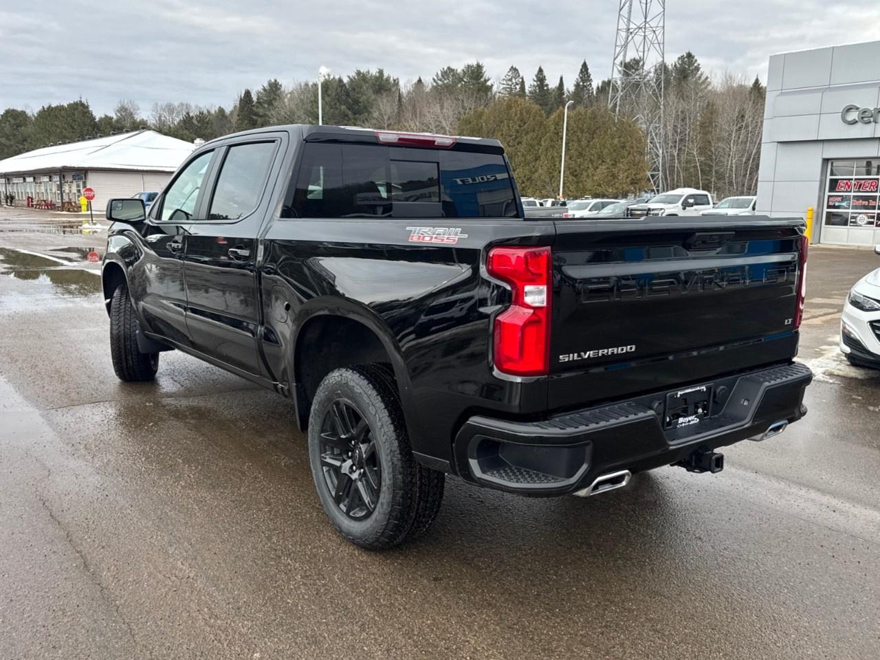 2026 Chevrolet Silverado 1500 Crew Cab Short Box 4-Wheel Drive LT Trail Boss Photo