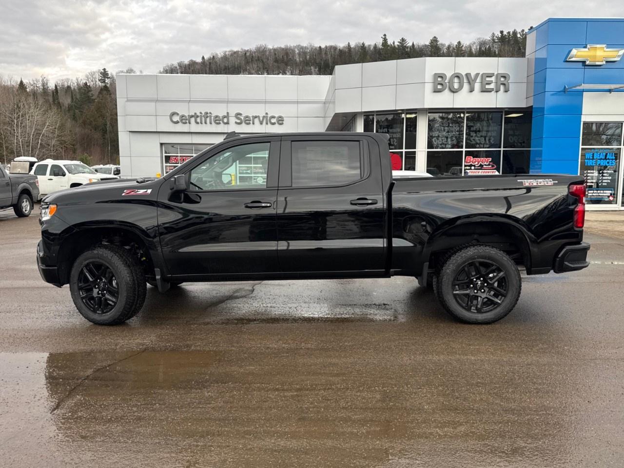 2026 Chevrolet Silverado 1500 Crew Cab Short Box 4-Wheel Drive LT Trail Boss Photo