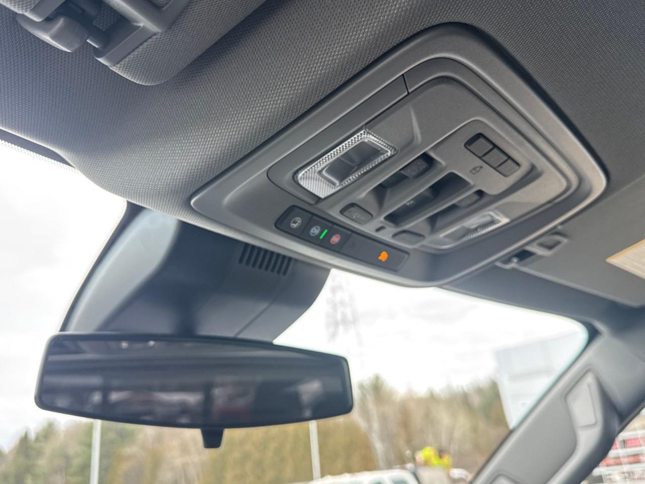 2026 Chevrolet Silverado 1500 Crew Cab Short Box 4-Wheel Drive LT Trail Boss Photo