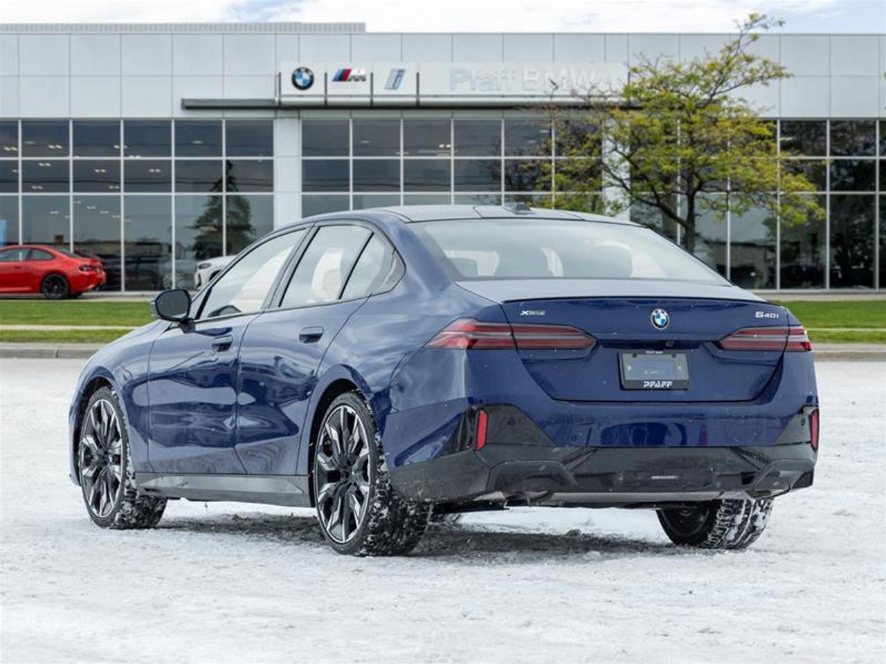 2026 BMW 540 i xDrive 4dr All-Wheel Drive Sedan Photo