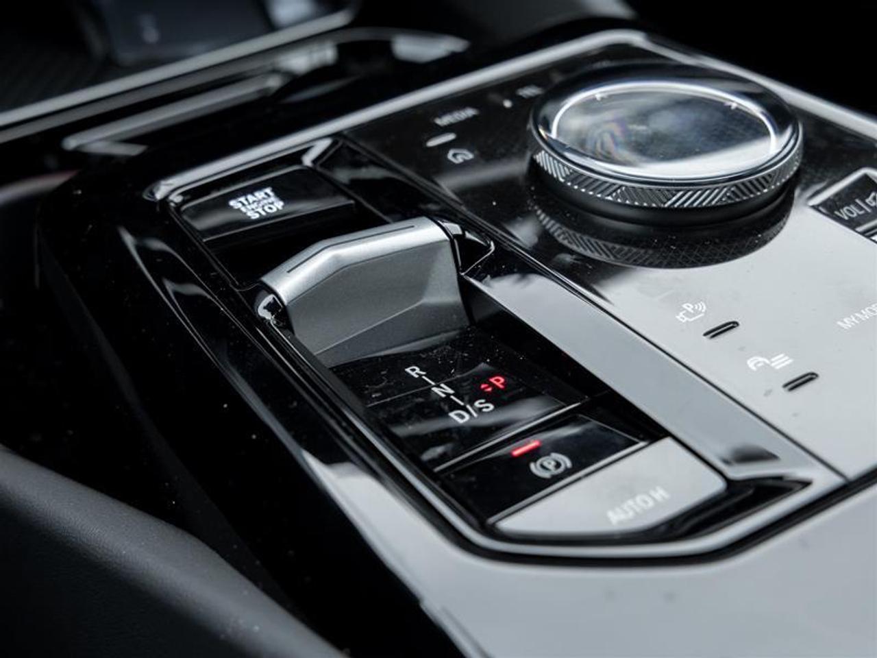 2026 BMW 540 i xDrive 4dr All-Wheel Drive Sedan Photo