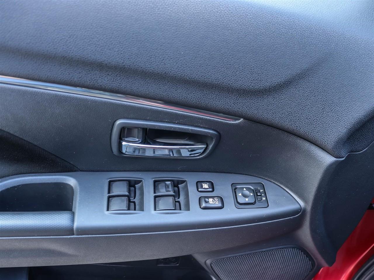 2022 Mitsubishi RVR SE 4dr Front-wheel Drive Photo