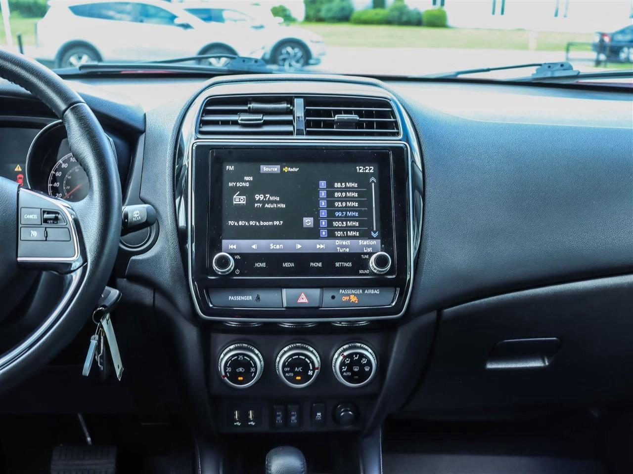 2022 Mitsubishi RVR SE 4dr Front-wheel Drive Photo