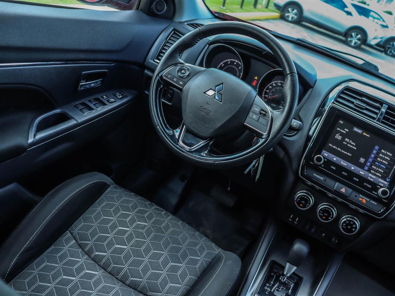 2022 Mitsubishi RVR SE 4dr Front-wheel Drive Photo