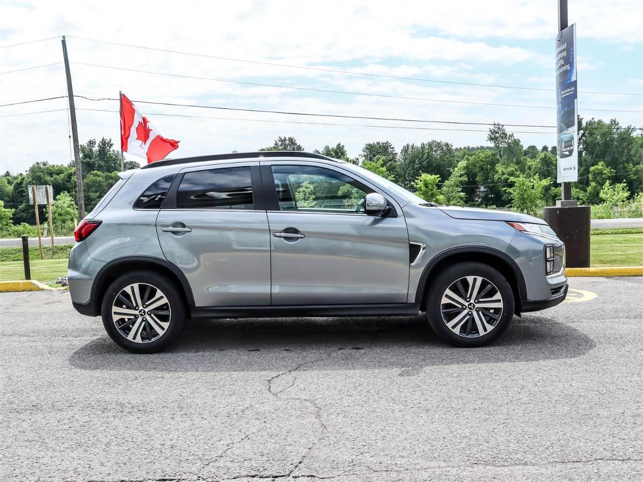 2023 Mitsubishi RVR GT 4dr AWC Photo