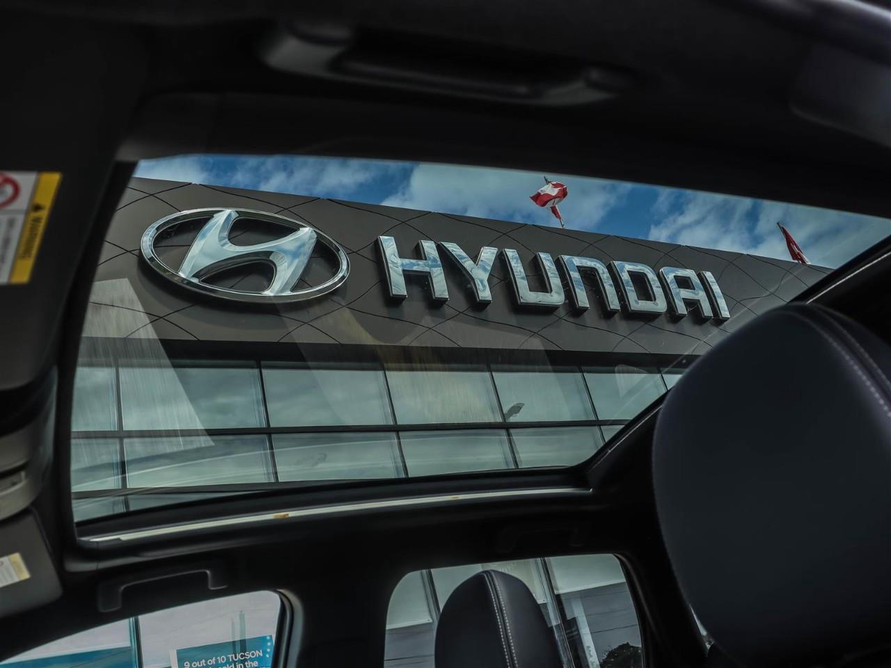 2023 Mitsubishi RVR GT 4dr AWC Photo