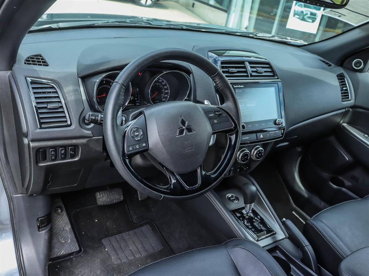 2023 Mitsubishi RVR GT 4dr AWC Photo