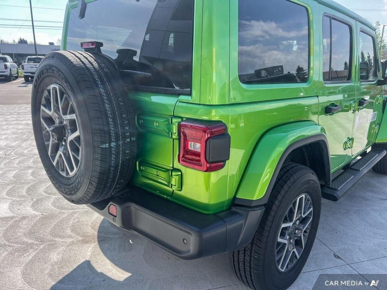 2026 Jeep Wrangler SAHARA 4DR 4X4 Photo