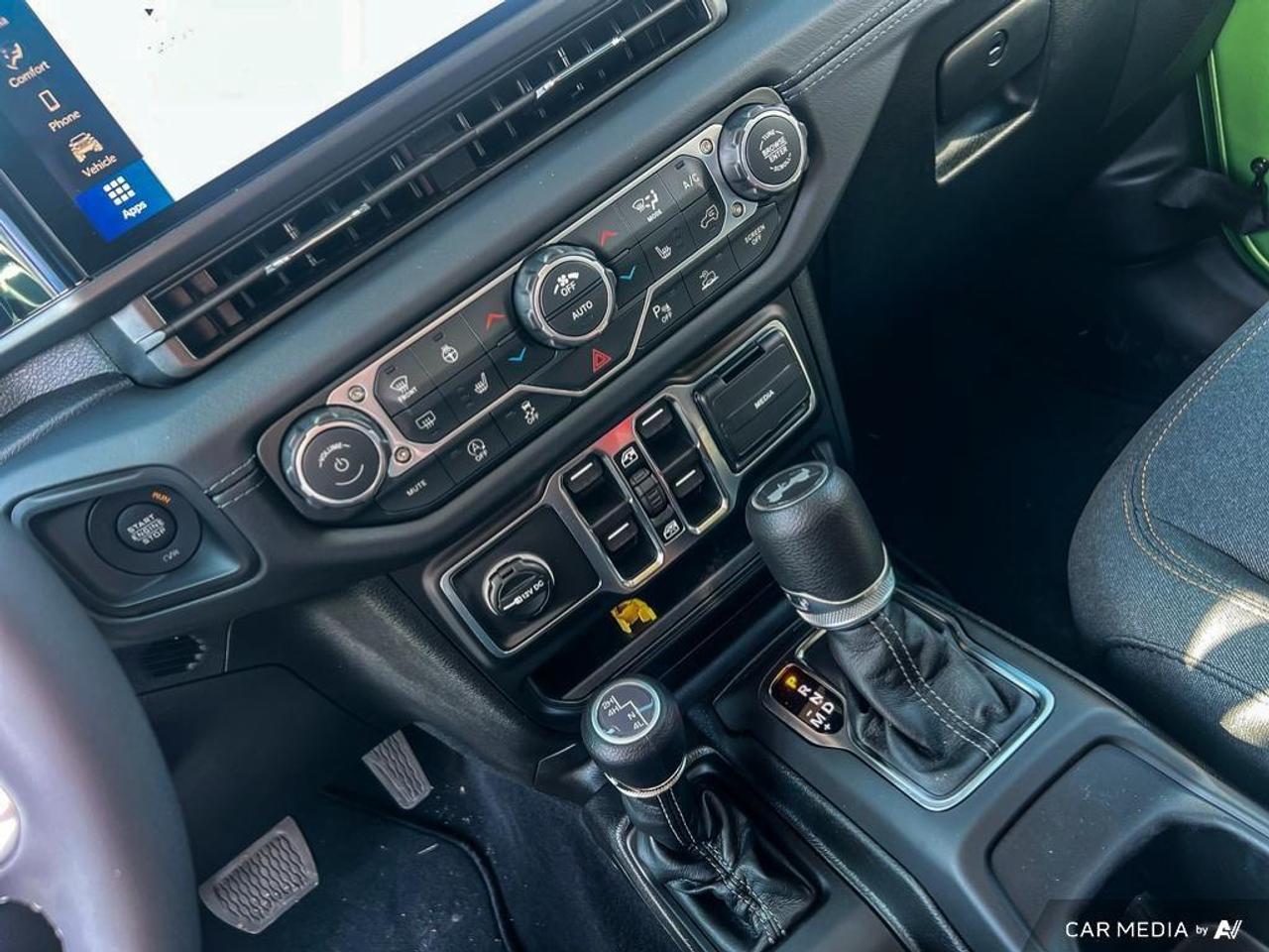 2026 Jeep Wrangler SAHARA 4DR 4X4 Photo