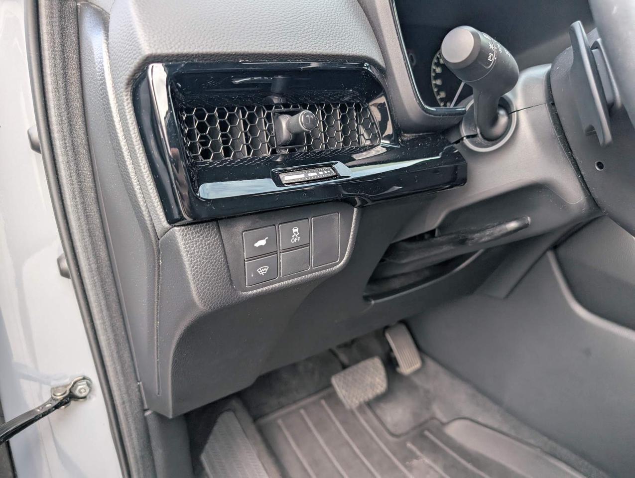 2024 Honda CR-V Hybrid Touring 4dr All-Wheel Drive Photo