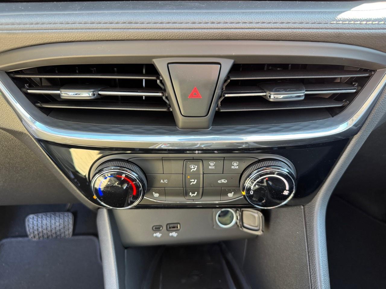 2026 Buick Encore GX Sport Touring AWD Photo