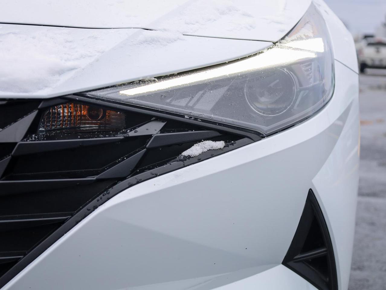 2022 Hyundai Elantra  Photo