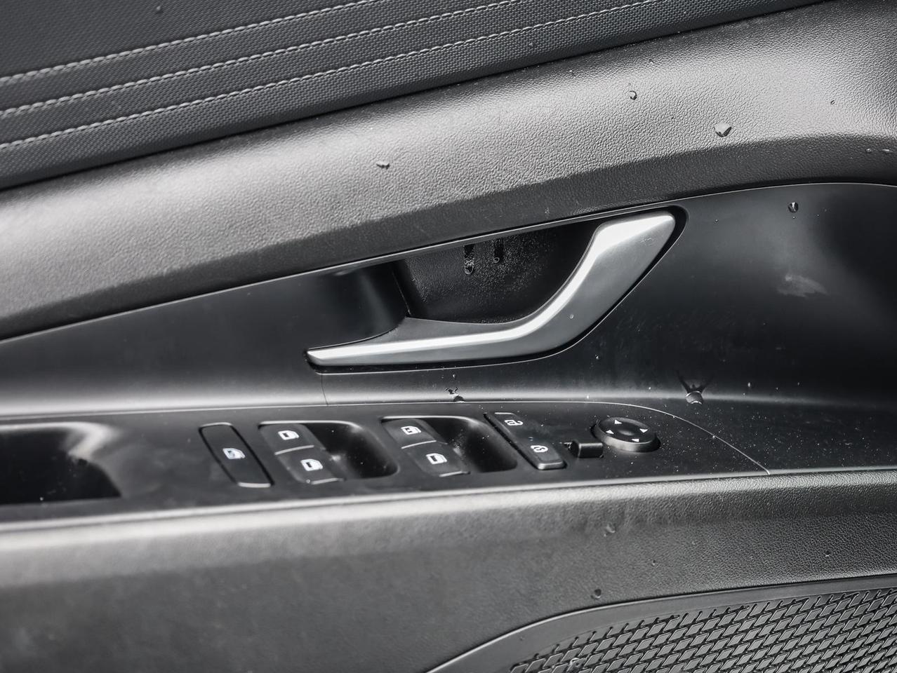 2022 Hyundai Elantra  Photo