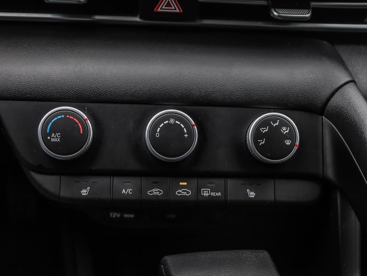 2022 Hyundai Elantra  Photo