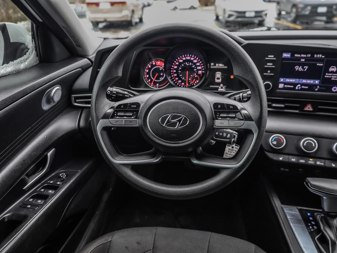 2022 Hyundai Elantra  Photo