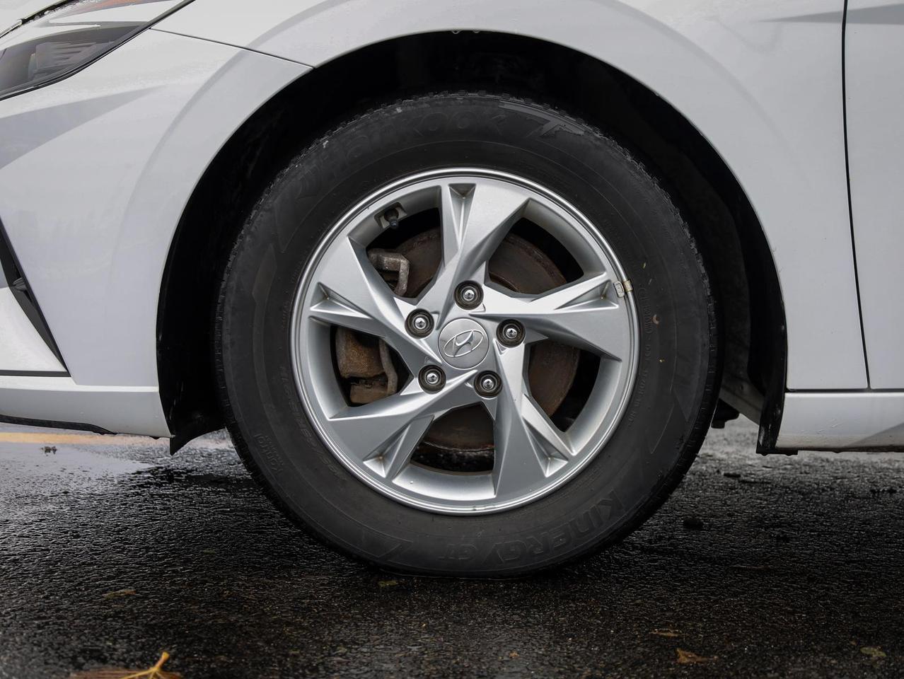 2022 Hyundai Elantra  Photo