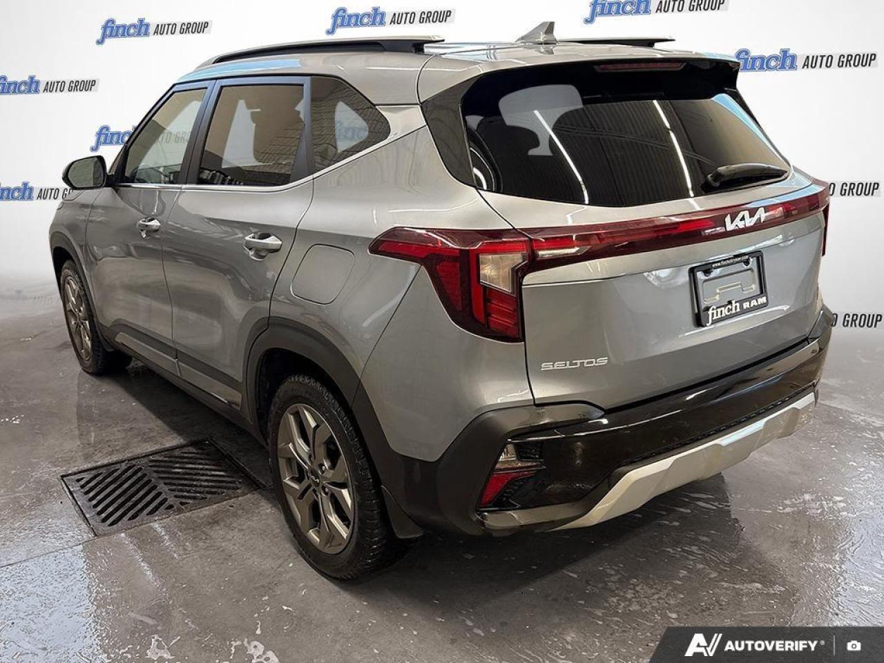 2024 Kia Seltos EX 4dr All-Wheel Drive Photo3