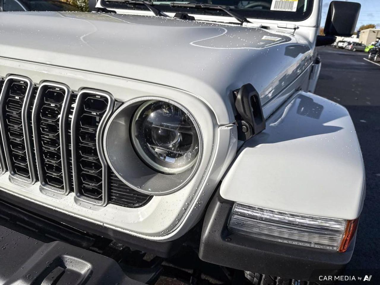 2026 Jeep Wrangler SAHARA 4DR 4X4 Photo