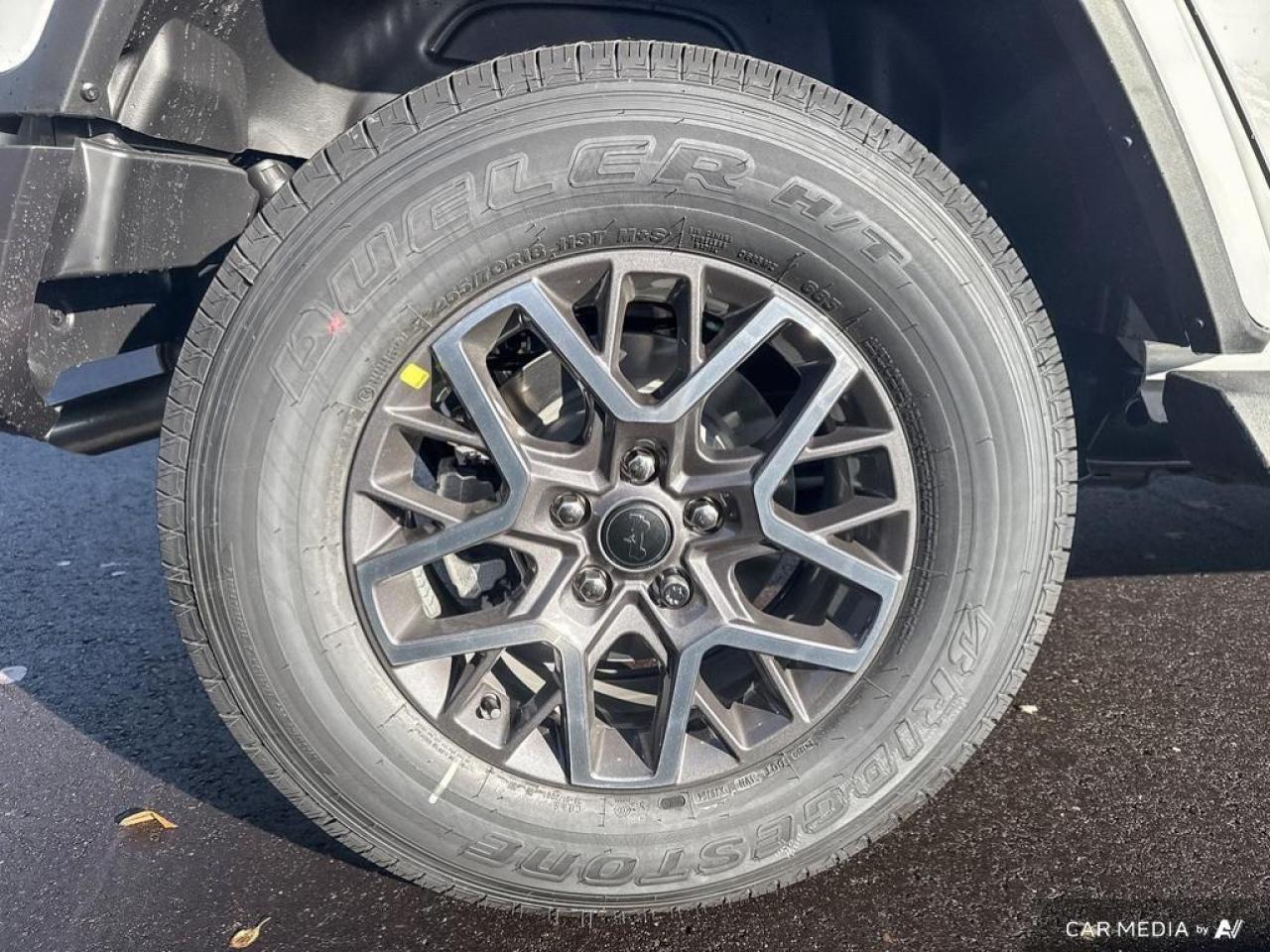 2026 Jeep Wrangler SAHARA 4DR 4X4 Photo