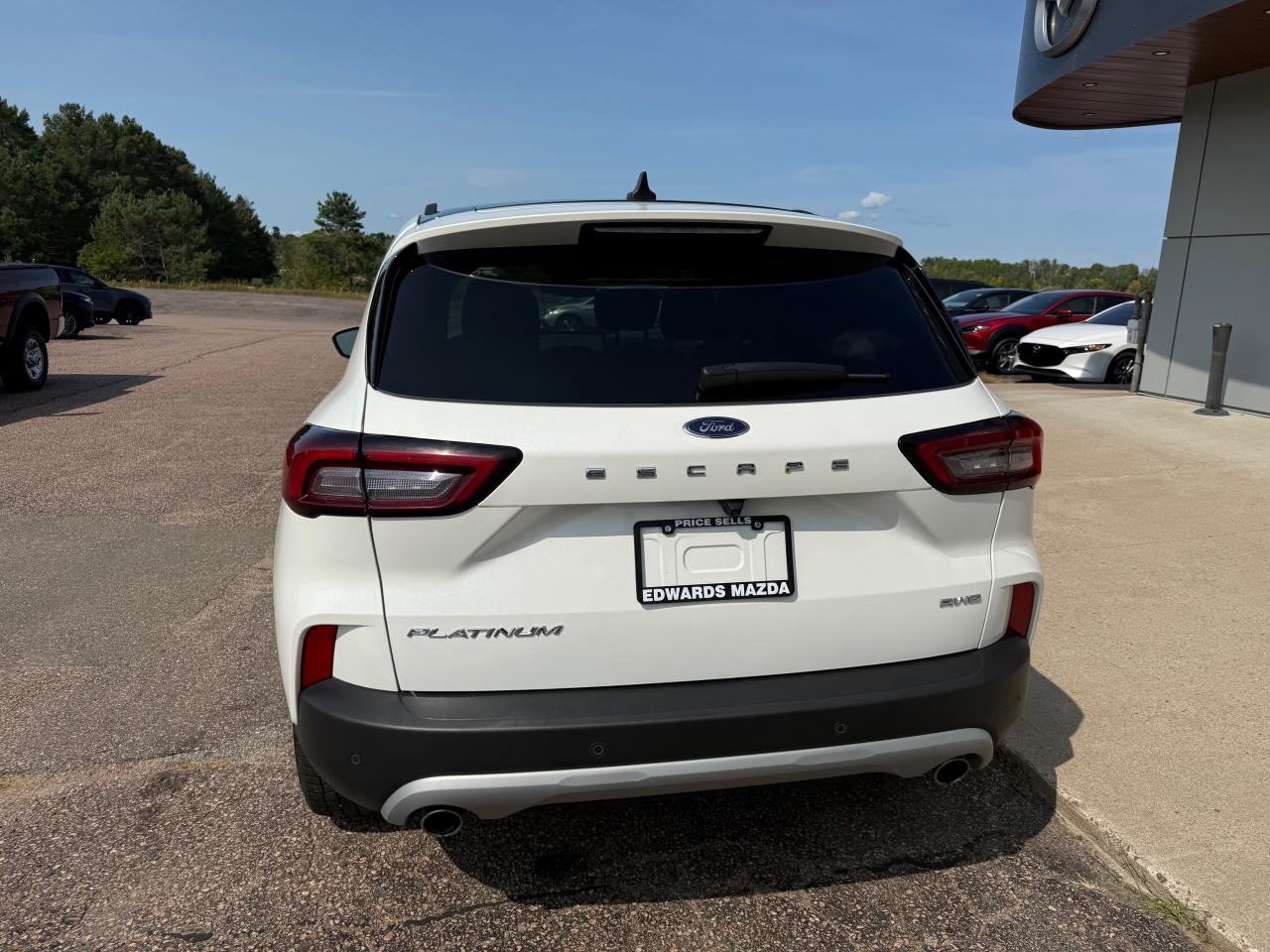 2023 Ford Escape Platinum 4dr All-Wheel Drive Photo