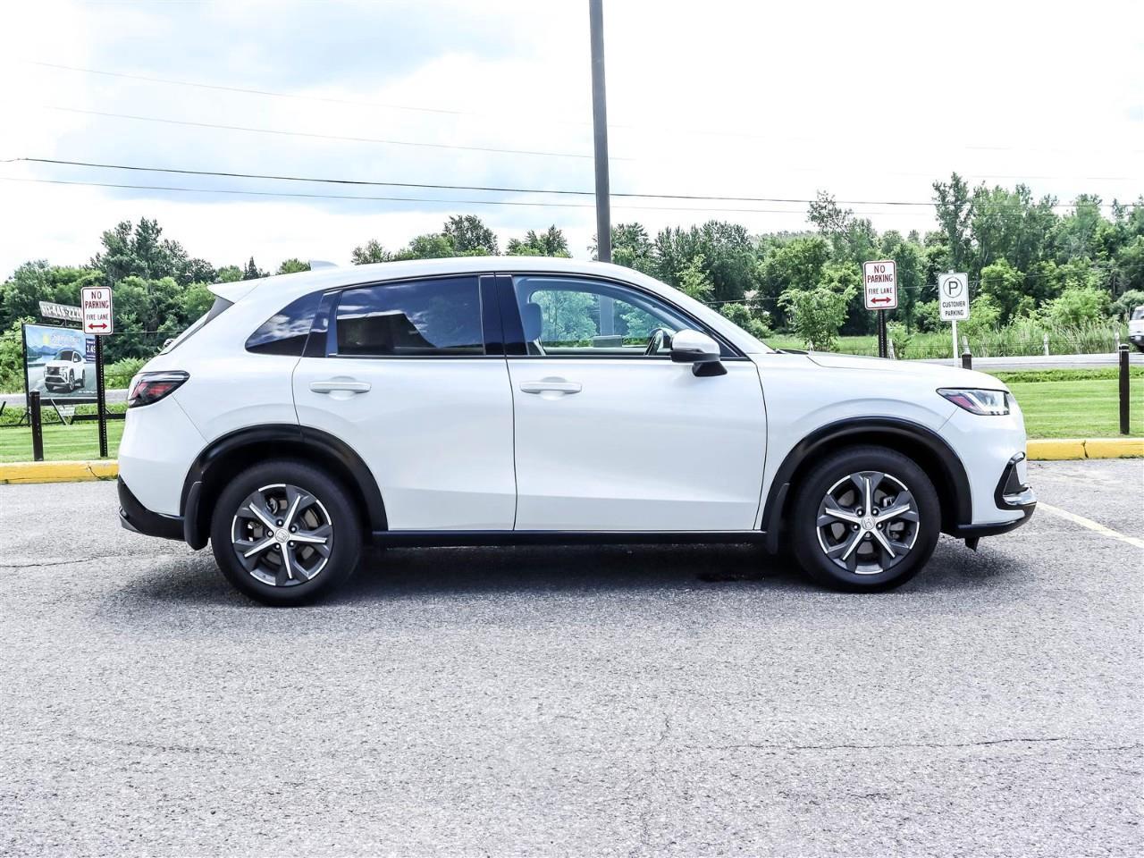 2023 Honda HR-V EX-L Navi 4dr All-Wheel Drive Photo2