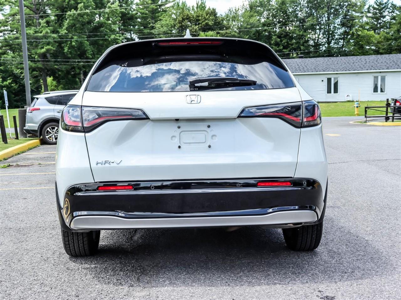 2023 Honda HR-V EX-L Navi 4dr All-Wheel Drive Photo3