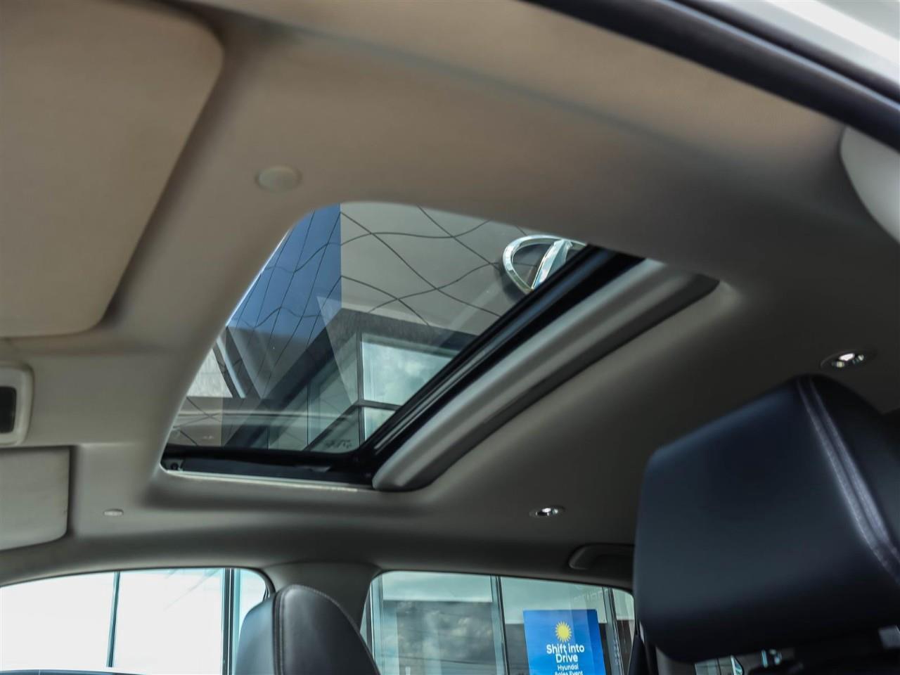 2023 Honda HR-V EX-L Navi 4dr All-Wheel Drive Photo